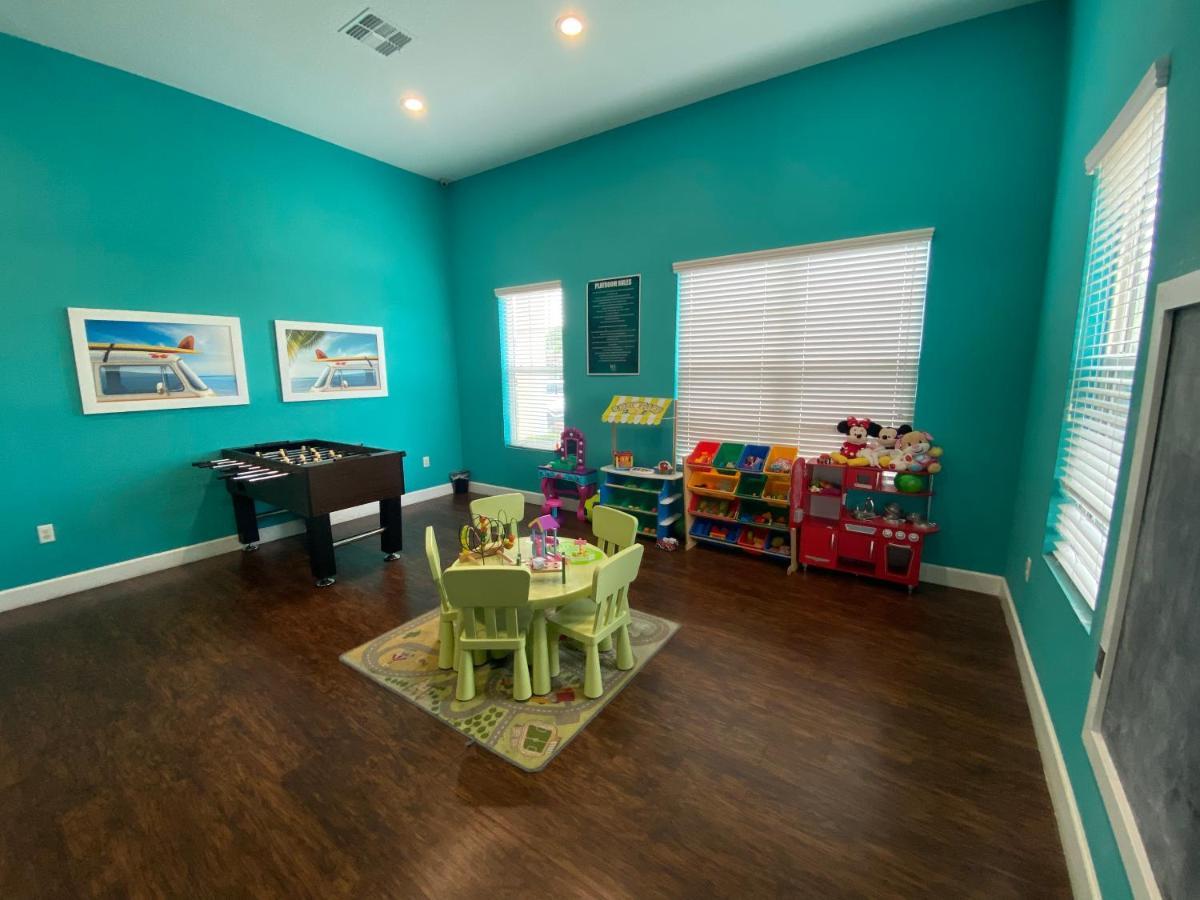 Holiday home Lovely And Cozy Townhome Near Parks *